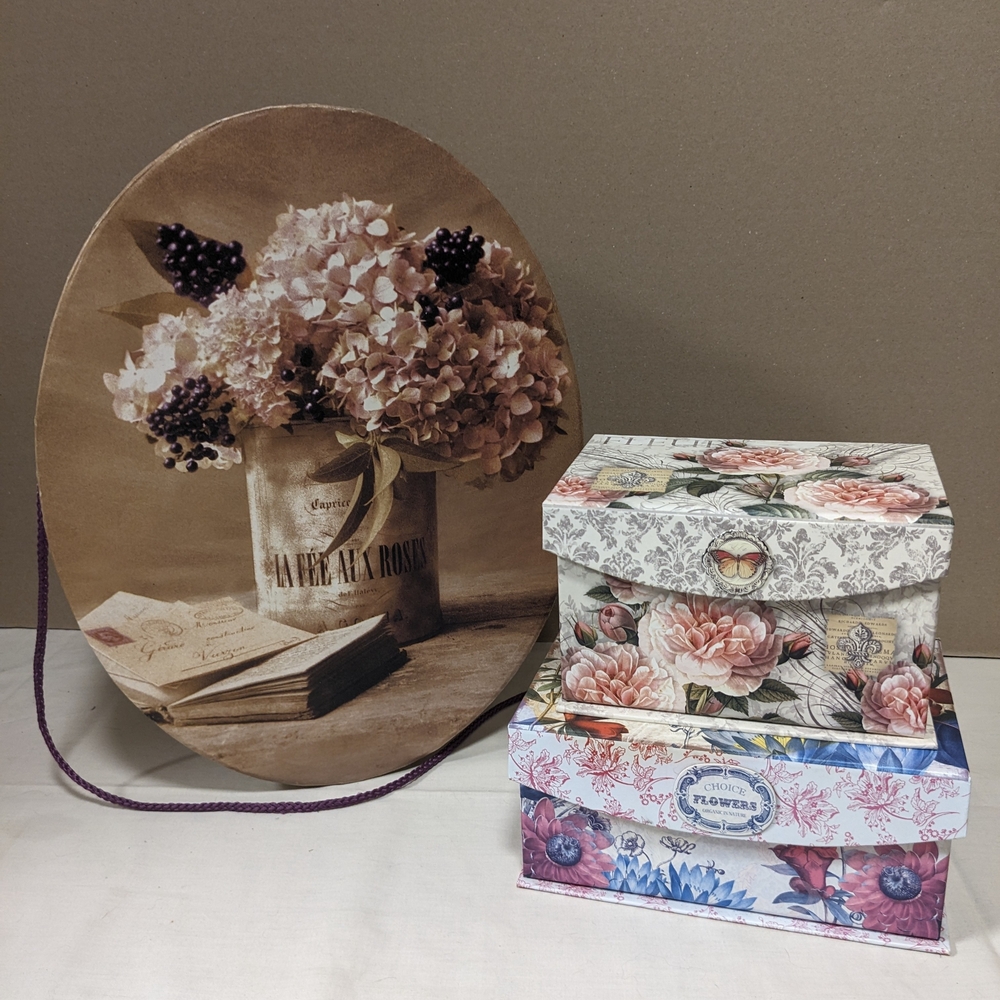 Vintage Tri Coastal Designs Oval Hat Box by Cristin Atria 2004 & 2 Bonus Boxes